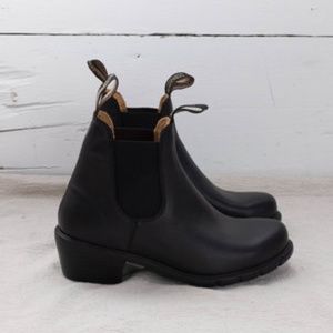 Blundstone | #1671 Women's Leather Chelsea Boots